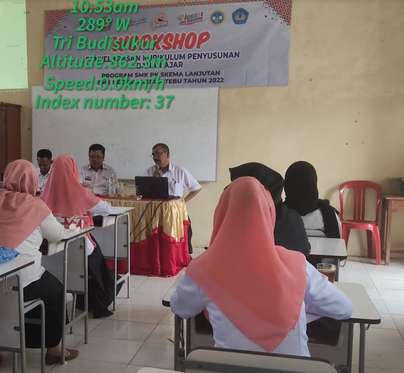 PENYELARASAN KURIKULUM PENYUSUNAN BAHAN AJAR