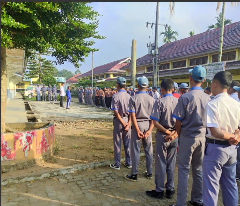 SMKN 1 Kebun Tebu dan Daihatsu Sukses Implementasikan Apel Pagi Kolaboratif untuk Meningkatkan Budaya Kerja Industri